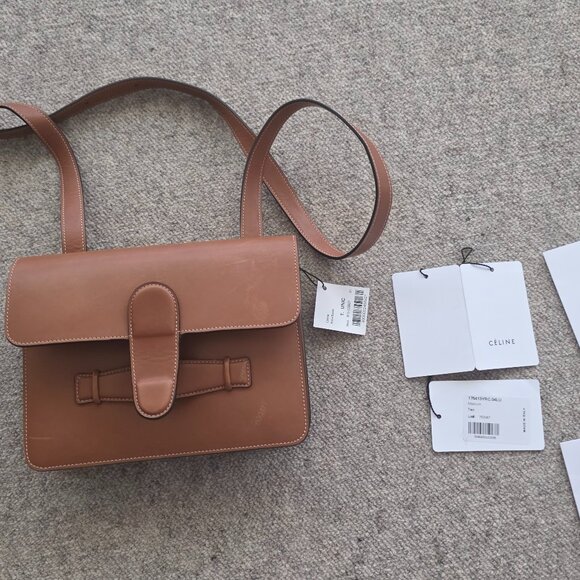 Authentic Céline by Phoebe PhiloNatural Calfskin Medium Symmetrical Bag Tan - Picture 12 of 16